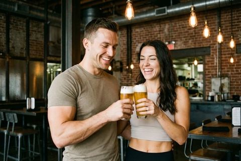 Uống bia có béo không phụ thuộc vào lối sống và tập luyện